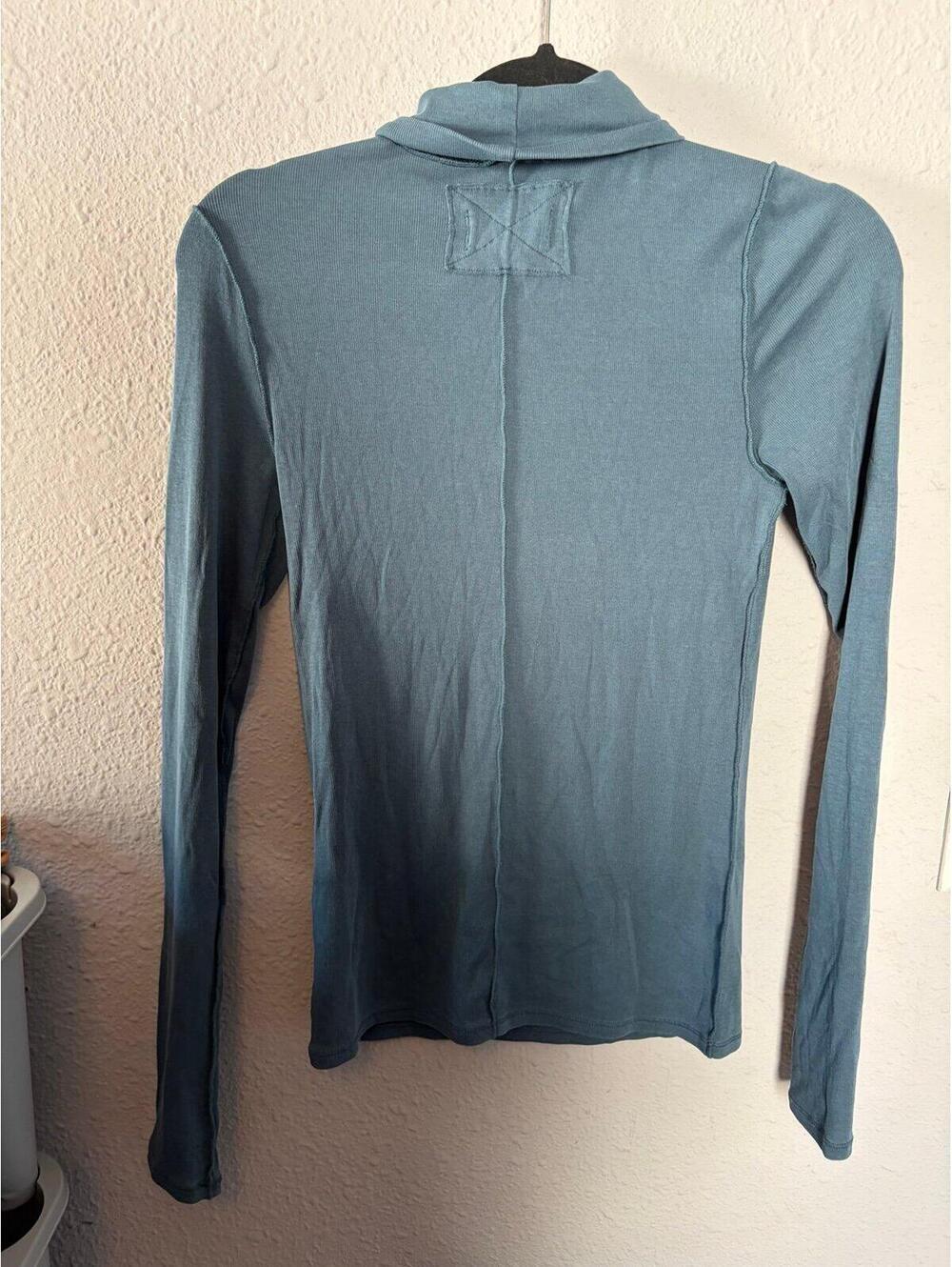 We The Free Teal Blue Turtle Neck Top size M - Picture 4 of 4